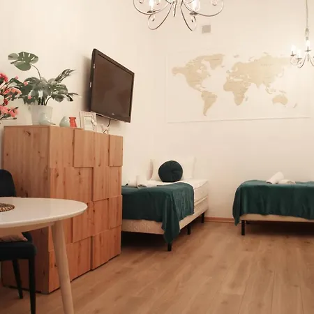 Апартаменты Cosy & Perfect Located *