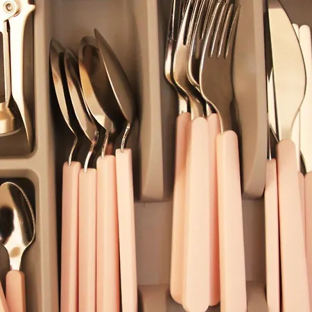 شقة Cosy & Perfect Located *